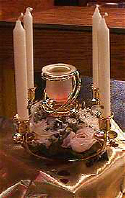 Quartet w/ Classic 10" Ivory Tapers, 4: Falmouth w/ Gemini & Champagne Roses Ring (10330 bytes)